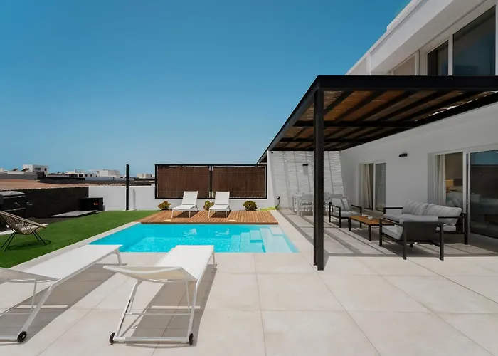 Menta Relaxing Corner In Front Of The Ocean Villa Playa Blanca