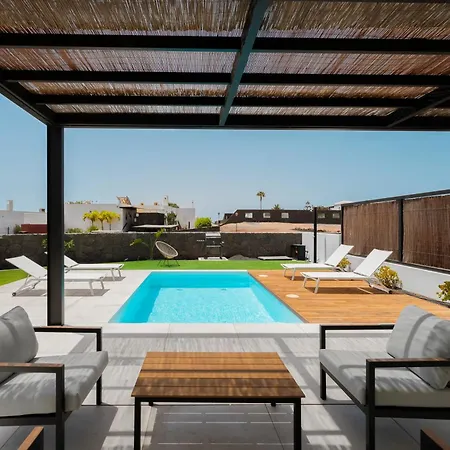 Menta Relaxing Corner In Front Of The Ocean פלאיה בלנקה