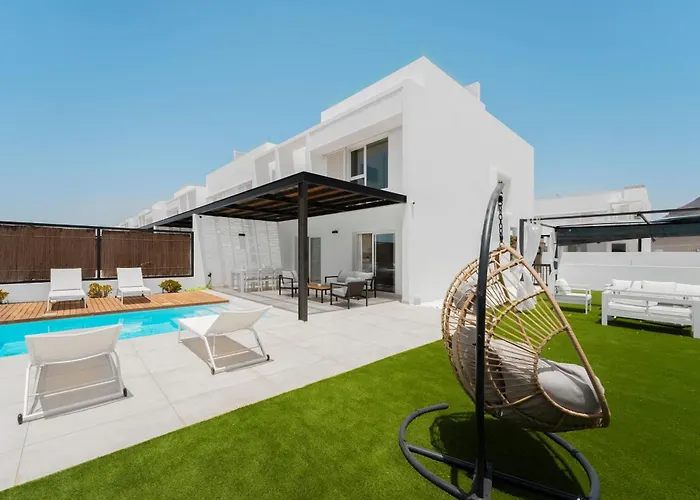 Menta Relaxing Corner In Front Of The Ocean